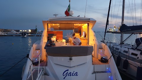 gaia yacht , noleggio barche escursioni eventi