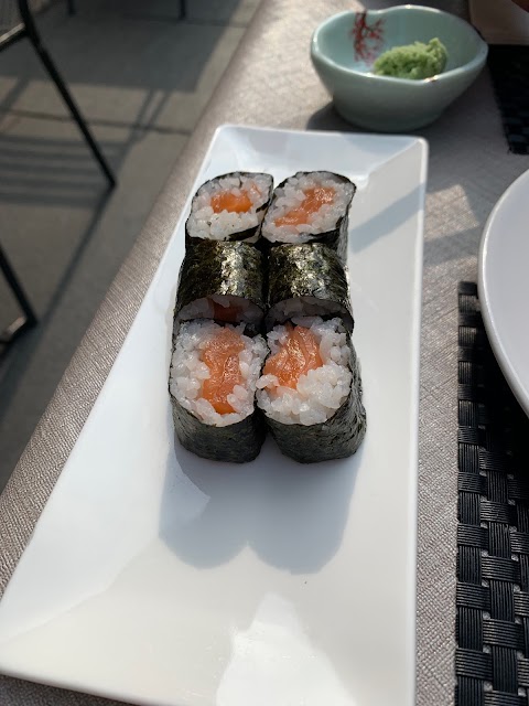 Yumi Sushi