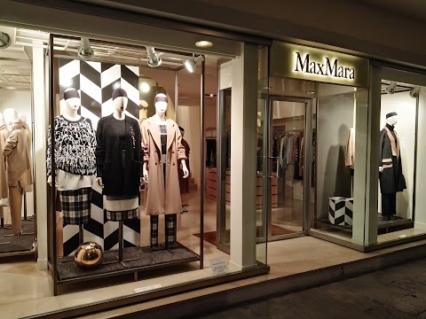 Max Mara