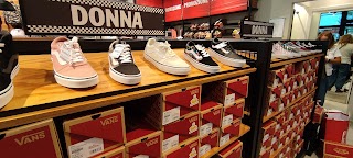 VANS Outlet Castel Guelfo