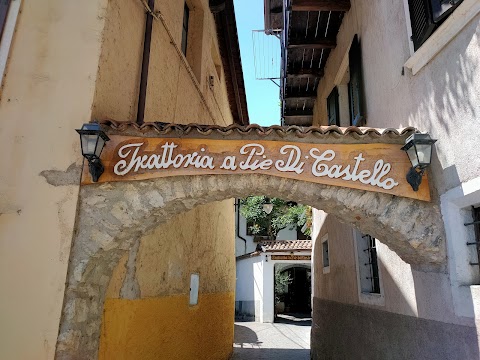 Trattoria Piè di Castello Sas