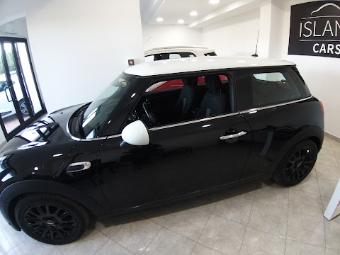Foto di Island Cars SRL - Via Mario Sansone 39, Roma (RM), Italia