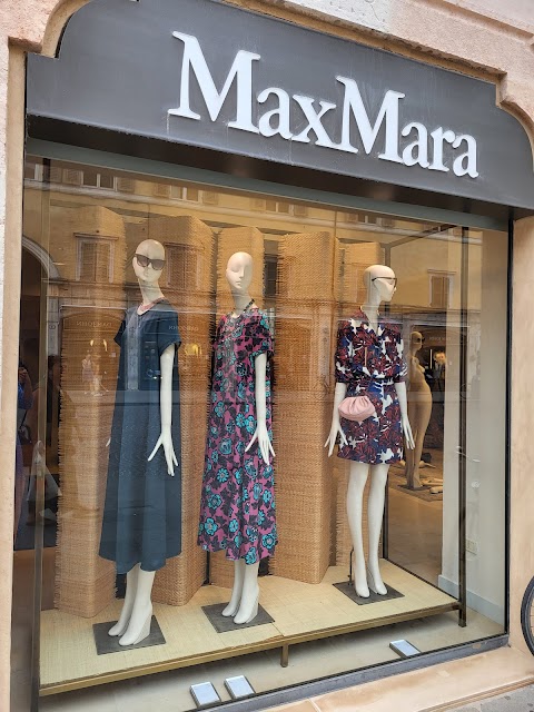 Max Mara