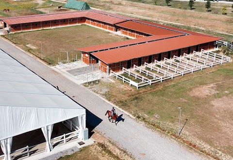 Scuola di equitazione La Querce