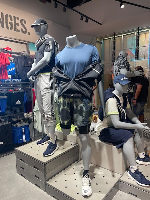 adidas store Catania, C.C. Etnapolis