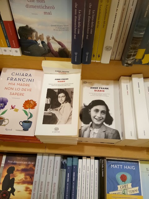 Giunti al Punto Librerie