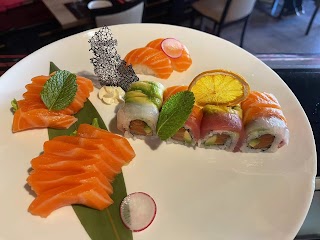 Hinode Sushi 3