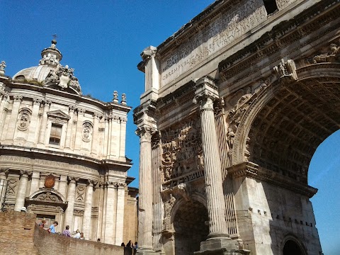 Tours of the Colosseum - Colosseum & Roman Forum & other Guided Tours