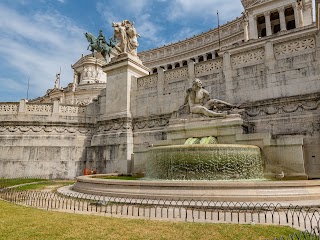 Fontana del Tirreno