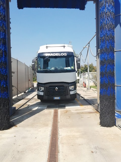 AUTOLAVAGGIO HOTHI auto e camion