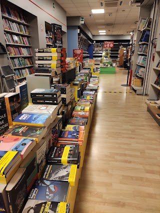 Libreria Ferrarin Mondadori