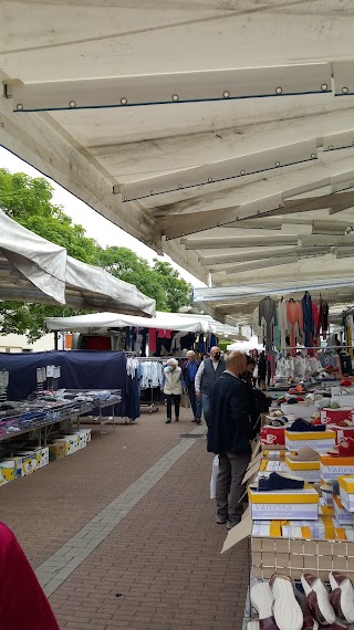 Mercato di Piazza - Villaggio Sereno