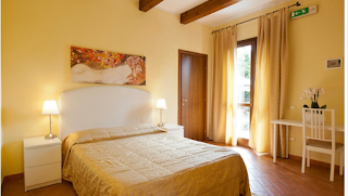 AL ROSSODISERA -BED&BREAKFAST- AFFITTACAMERE-