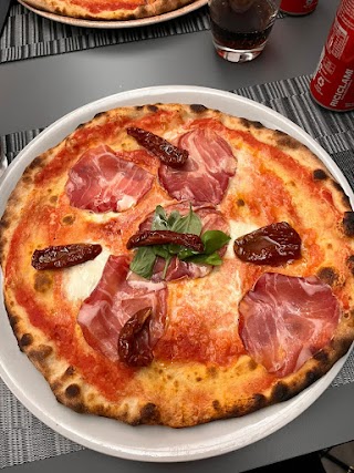 Pizzeria i Mancini