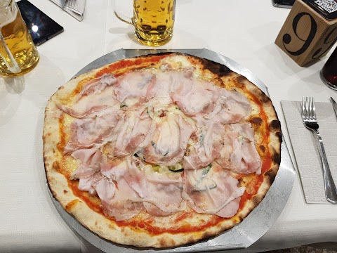 Pizzeria Mistero