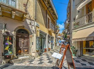 B & B Joan's Heritage Taormina