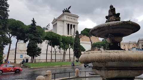 Fontana del Tirreno