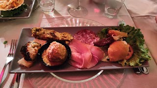 Ristorante Le Tournedos - Specialità di pesce - Menù mediterraneo a Milano