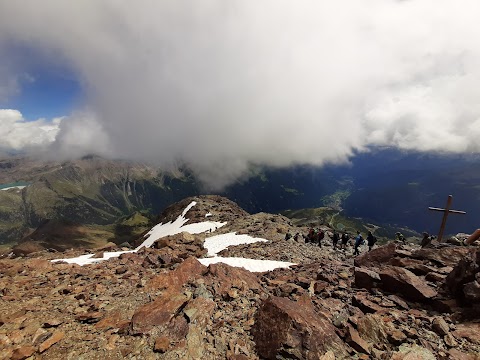 Rifugio Mantova al Vioz