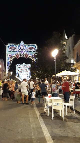 Pizzeria Ai Due Archi Di Calabretta Michele