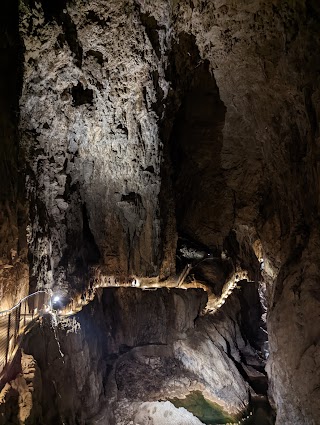 Grotte di San Canziano