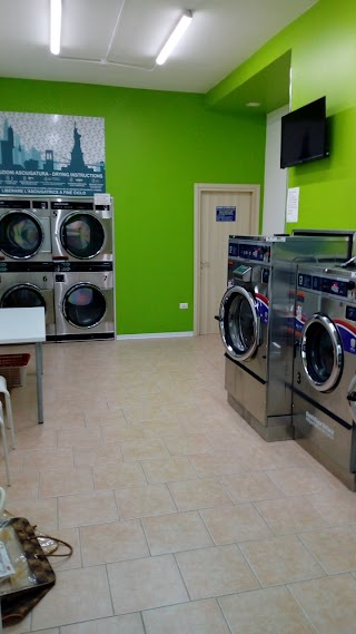 Express Wash Lavanderia self - Gricignano