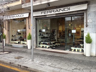 CALZATURE Ferrandi Luigi e C.- negozio scarpe accessori per uomo e donna