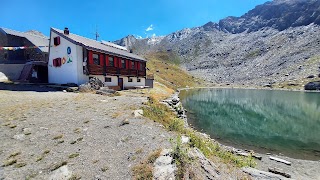 Rifugio Severino Bessone al Lago Verde