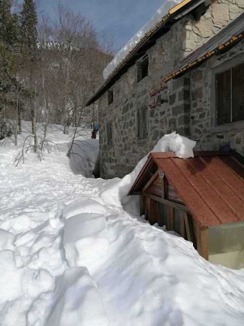 Rifugio Alpino CAI Gigi Casentini al Mercatello