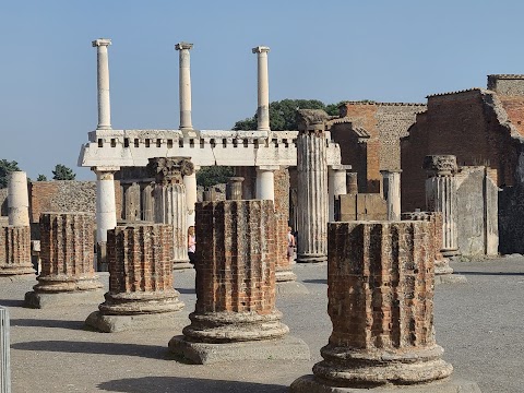 ASKOS TOURS - Pompeii Tour