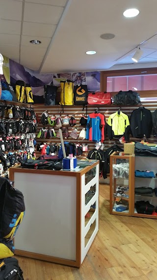 Montura Store Alpstation Aosta