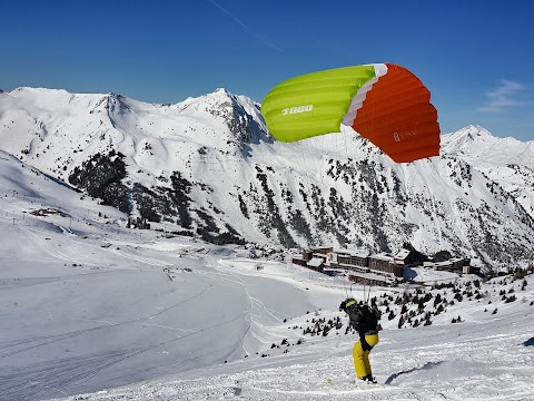 Les Arcs Speedriding School