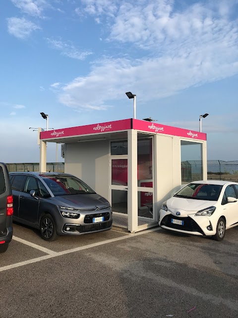 Noleggio Auto Maggiore - Aeroporto di Palermo