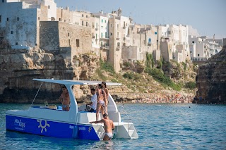 Gita ed Escursione in Barca a Polignano - MarYSol Solar Boat