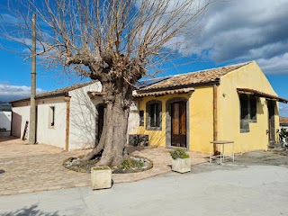 Agriturismo "Gli Aranci dell'Etna"