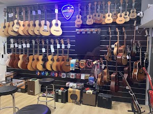 Guitart - Guitars Tel Aviv גיטרות תל אביב, גיטרות חשמליות, מגברים, גיטרות אקוסטיות, קלאסיות, יוקולילי