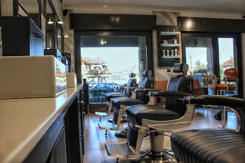 Gianni Cruciata , Barber Shop ,barberia italiana!