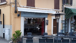Corner Magenta