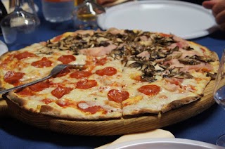 TRENDY PIZZERIA DI SALVADORI RESI