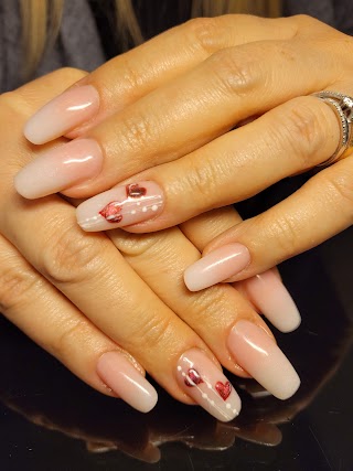 Alternative Nails