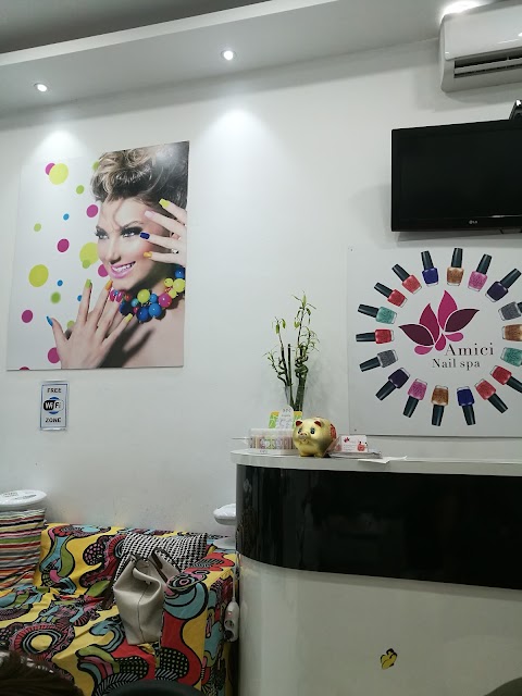 Amici Nails Spa