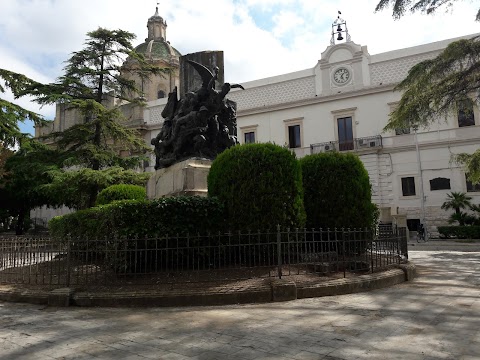 Liceo Statale "Cagnazzi"