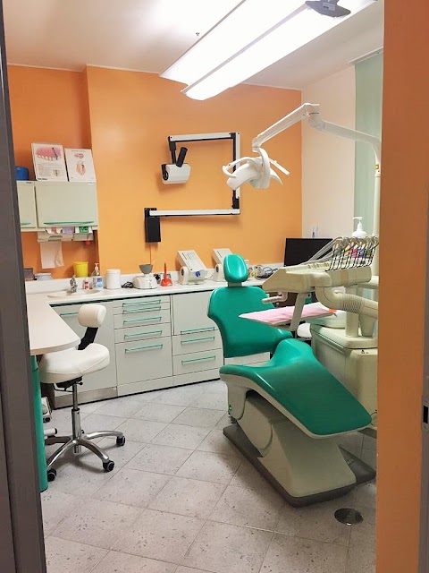 Studio Dentistico Viterbo - Mattioni Dott. Marco