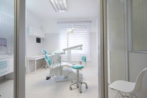 Studio dentistico Civai Dr. Savino - Torre del Greco