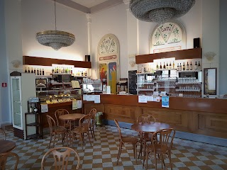 Bar Teatro Civico Caffetteria Rinfreschi Di Corra' Dario E Roberta