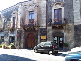 Palazzo Pennisi Di Floristella