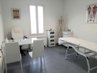 STUDIO DI OSTEOPATIA E MASSAGGI CURATIVI