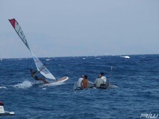 STR WINDSURF Spot