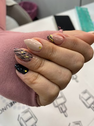 Gremi. Beauty Nails