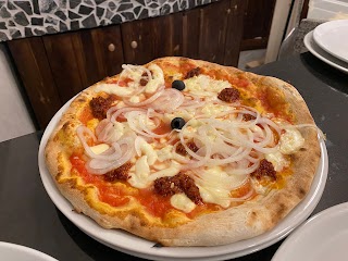 RISTORANTE PIZZERIA LA LUMERA